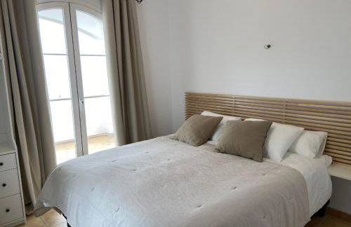 Spacious Villa with Exceptional Views in Malaga - Foto 27