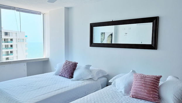 APTO 3 ALCOBAS PISO 17 BY PARCEROS GROUP - Foto 2, Habitación