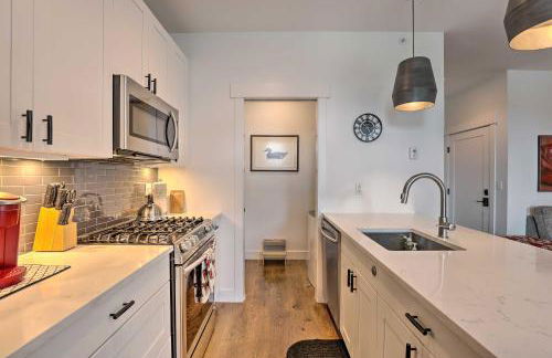 Grand Lake Condo with Balcony and Mountain Views - Foto 10