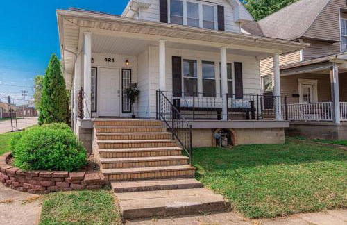 Glamorous Renovated Modern Home - Foto 11