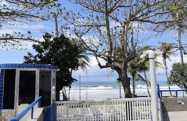 Pé na areia do Guarujá - Praia do Tombo (F) - Foto 49