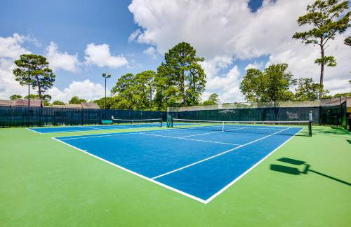 Lake Conroe Condo with Pool Access and Balcony! - Foto 25