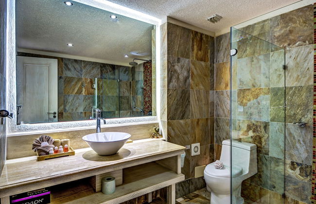 Suites Corazon - Photo 56