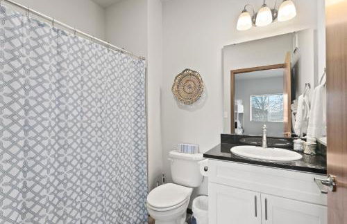 New 2 Bed 2 Bath Near Perry Dist and Downtown - Foto 22