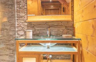 Le Refuge de Louis, authentique grange rénovée avec sauna - Foto 18