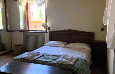 Hotel Relais Santa Genoveffa - Photo 35