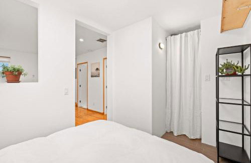 Scenic Retreat with Deck & Stunning Views in LA - Foto 52