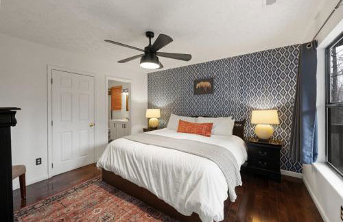 Locklyn's Loft | Views, Hot Tub, Game Room & MORE! - Foto 24