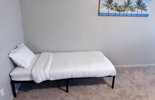 Modern Elegance Prime Location in Carrollton - Foto 9