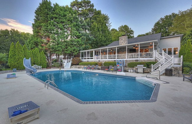 Sip, Sip Away by Avantstay Pool + Hot Tub - Foto 1