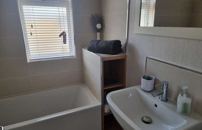 Luxury 2-bed Lodge in Routh, Hottub & Pet Friendly - Foto 18