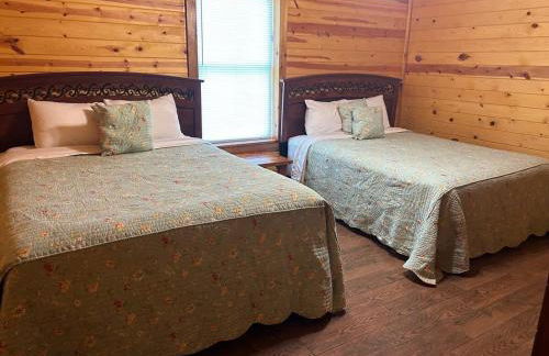 Solarium Deluxe Cabin #19 on Patoka Lake in Southern Indiana - Foto 12