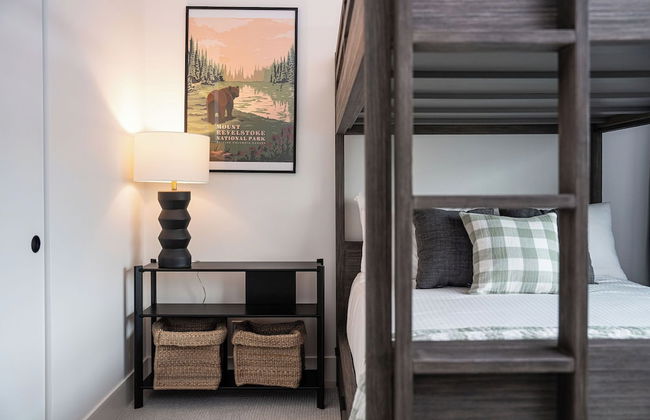 The Monashee House by Revelstoke - Photo 7