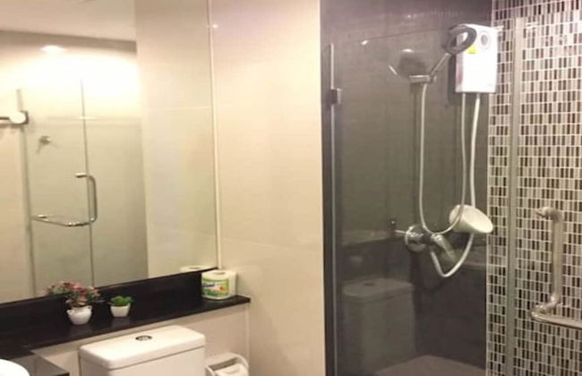 Chateau In Town By Renvio - Photo 20