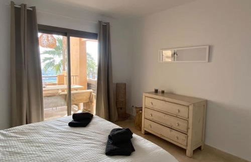 Elegant apartment, stunning views, fully renovated in la Hacienda del Senorio de Cifuentes - Photo 34