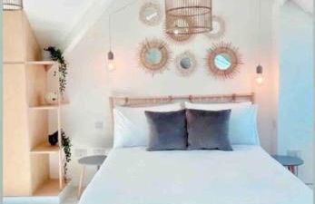 The View, Kingsand, luxurious seafront penthouse apartment with sun trap balcony and incredible sea views - Photo 10