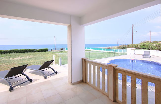 Phaedrus Living Beachfront Villa Mare - Foto 11