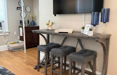 Cute and Cozy Apt Near Historic Downtown Sanford - Foto 36