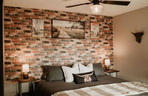 Centrally located - Perch Lake Bungalow - Hot-tub! - Foto 24