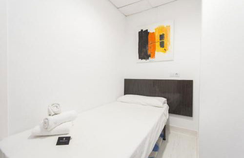 Black&White Apartment, minimum stay 30 nights, by PriorityVillas - Photo 13