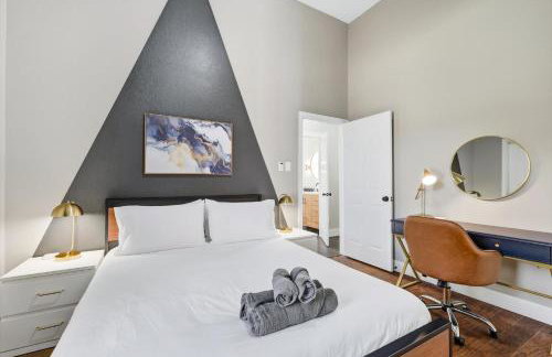 5BD 2BA Vacation Retreat w Pool Hot Tub & BBQ - Foto 28