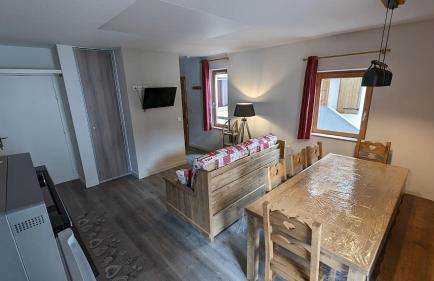 Appartement 6/8 pers à 200 m des pistes - piscine - Photo 11