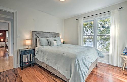 Lakefront Home with Game Room, Theater and Dock! - Foto 16