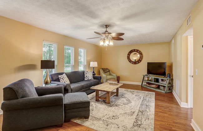 Fernandina Shores Condo with Private Balcony and Access to Pool by RedAwning - Foto 1