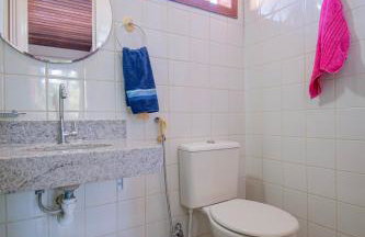 Casa em condomínio com piscina - Foto 26