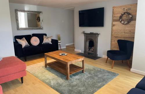 Beautiful cottage a stones throw from the beach. - Photo 5