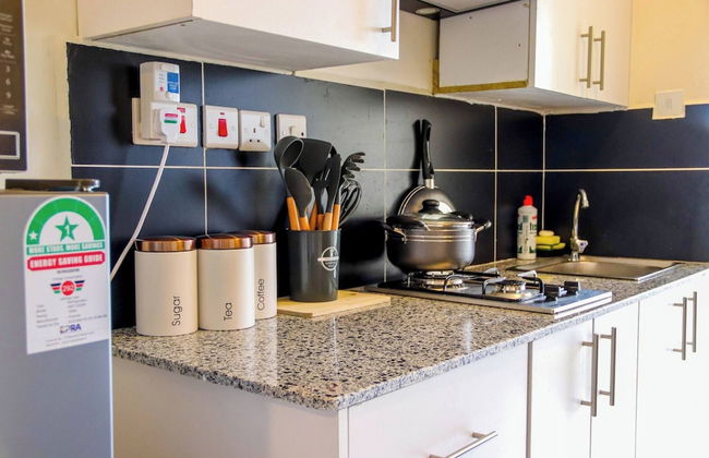 Lux Studio Jkia Airport View Suite - Photo 28