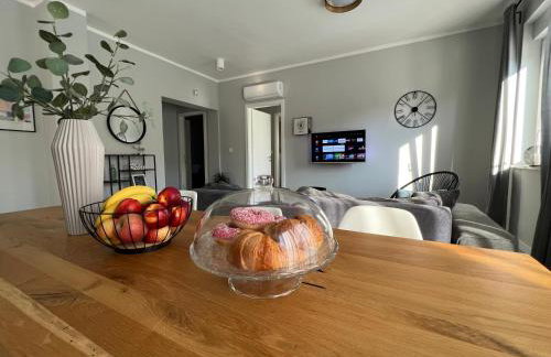 Tony's house in garden - Photo 41