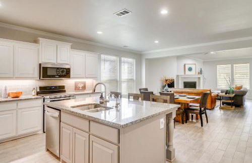 Close to Energy Giants! 3,300-Sq-Ft Midland Home - Foto 8