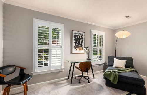 The Greensboro Manor HotTub FirePit Basketball 15 Min To Sedgefield CC - Photo 40