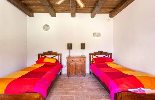 Luxury Villa with Pool, Stunning Location - Foto 21