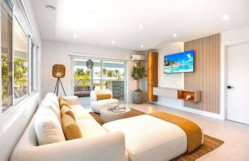 Grand Arenas - 120' Dock, HtdPool, Game Room, BBQ, Mini Golf,Baby Items - Foto 6