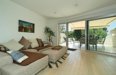 3 Bedroom Gorgeous Home In Svivan - Foto 3