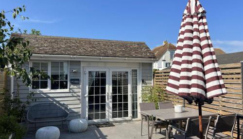 1 Bed Cabin - Sleeps 2 - Pets - Garden - Parking - Foto 3