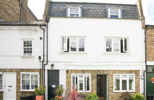 Modern one bedroom flat in Central London - Photo 2