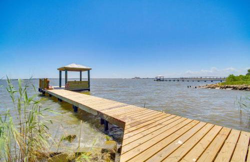 Historic Biloxi Bay Cottage with Beautiful View - Foto 32