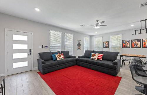 Sporty Spot - Hot Tub - Walk to AT&T Stadium - Foto 1