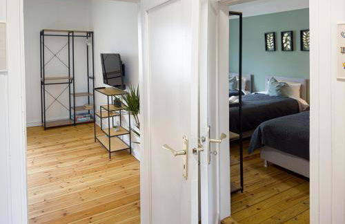 ImmoStay Ferienhaus mit Garten & Free Parking - Foto 36