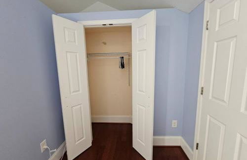 Two Story Queen Primary - Foto 22