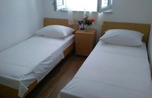 Apartments Zvone,place by the sea - Photo 35