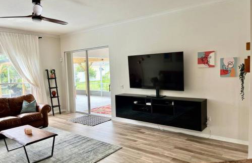 Spacious 5BR Private Home, Private Pool & Salt Water Spa, Minutes from Beaches - Foto 17