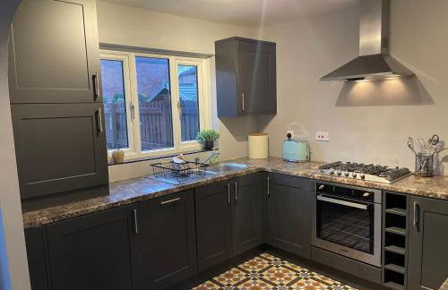 Tranquil 3 bedroom town house with Sky Glass - Foto 4