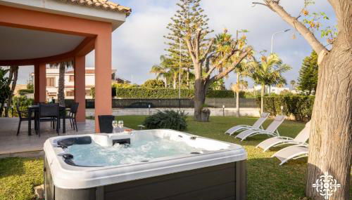 Villa Seaside - Dimora con jacuzzi a 200mt dal mare - Foto 4, Garden