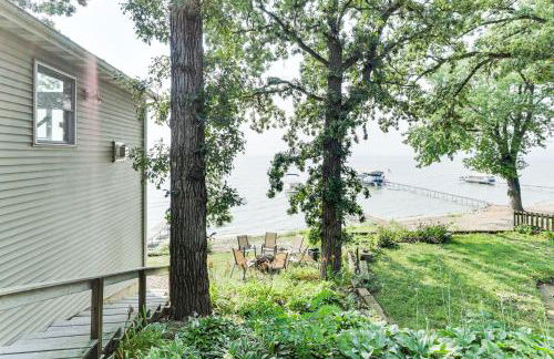 Spacious Edgerton Home with Private Beach and Views! - Foto 29