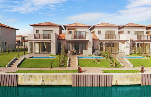 Ofurô - 5 Suítes - Piscina Aquecida - Marina - Condomínio - Foto 8