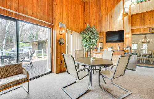 Bloomfield Retreat with Pool 6 Mi to Riverside Park - Foto 36